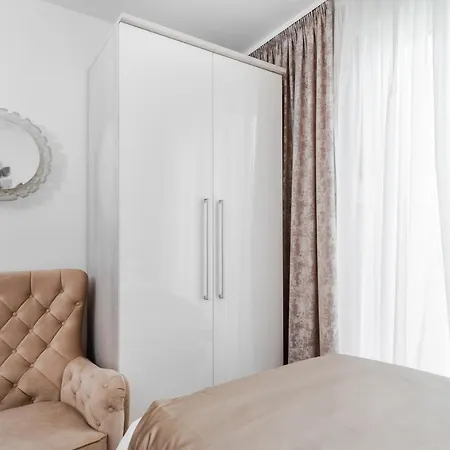 Apartman View