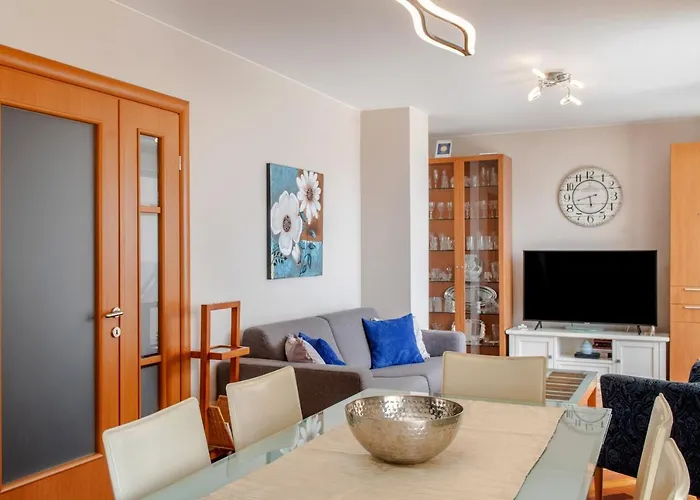 Apartman View